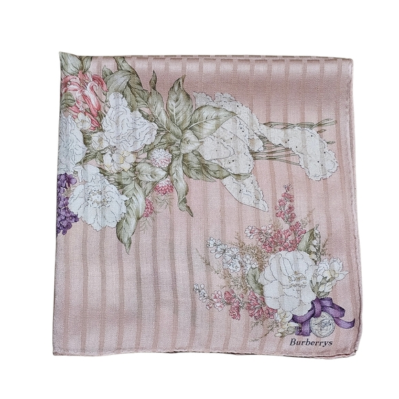 BURBERRY SCARF - Picture 9 of 16